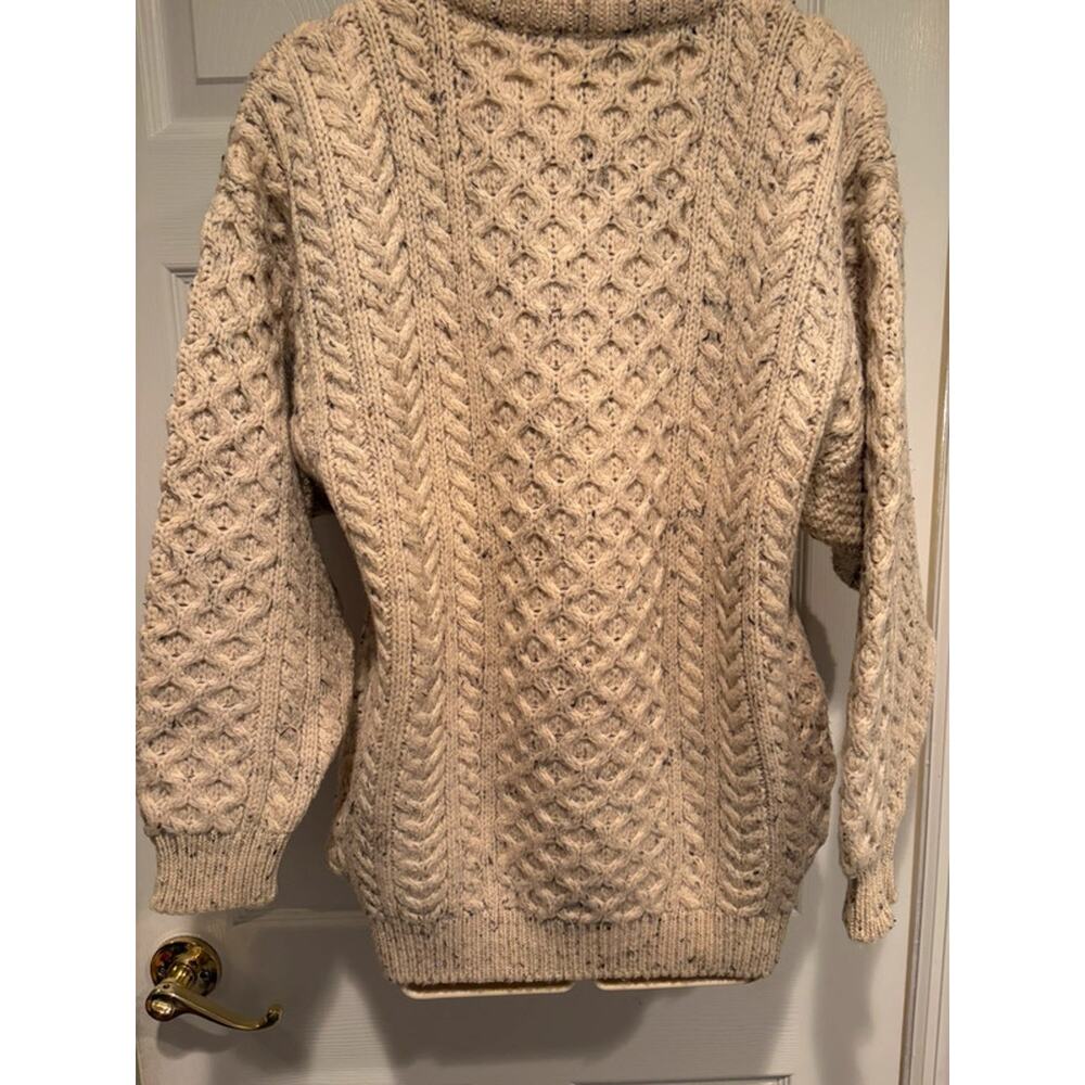 It’s Traditional ‘Tis Irish Aran Cable Knit Sweater Cream Wool Women’s Chunky M - Picture 3 of 7